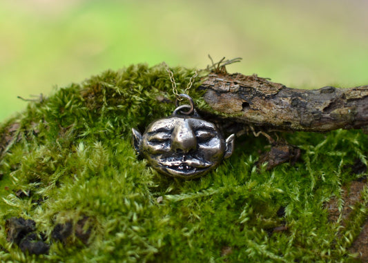 AUBREY - Bronze Pendant