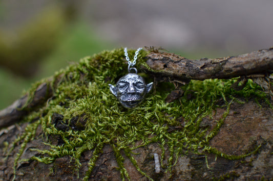 MORIS - Silver Pendant
